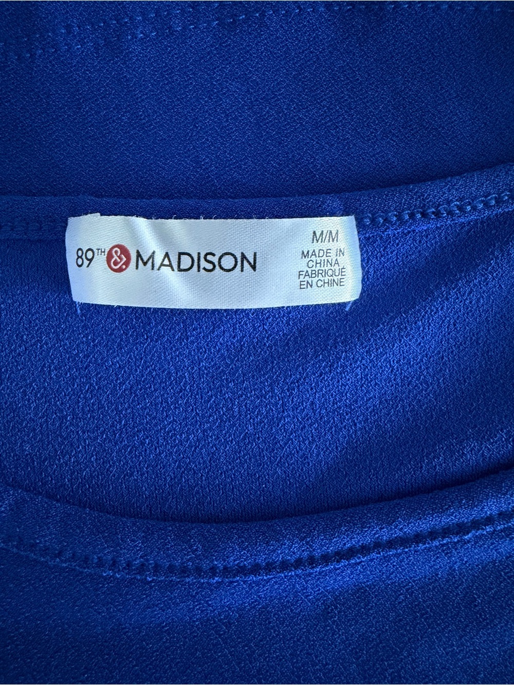 89th & Madison Royal Blue Ruffle Shoulder Button Tee Size M - Picture 4 of 5